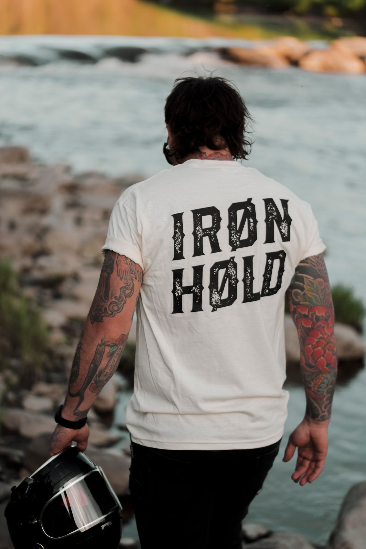 TSHIRT | IRØNHØLD | CREAM